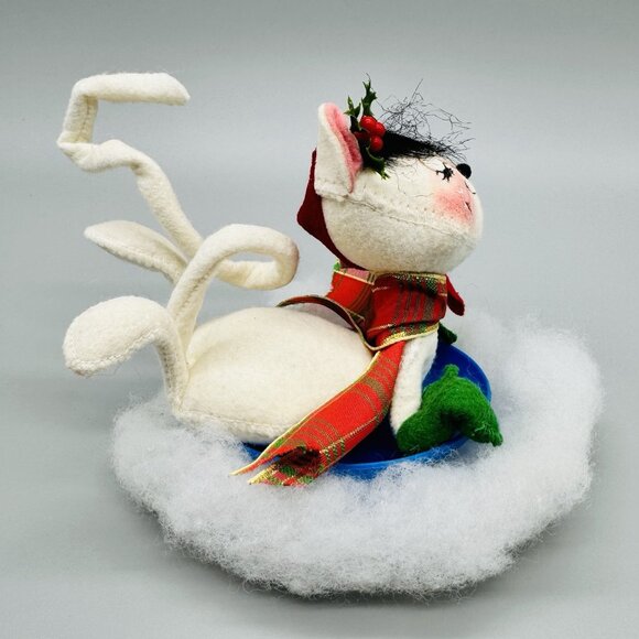 Annalee Mobilitee Dolls Christmas Mouse Sledding Saucer Blue Sled 1998 Made USA - Picture 3 of 8